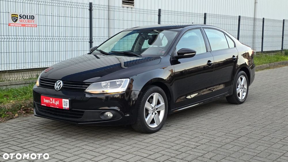 Volkswagen Jetta 1.2 TSI Comfortline Perfectline - 2
