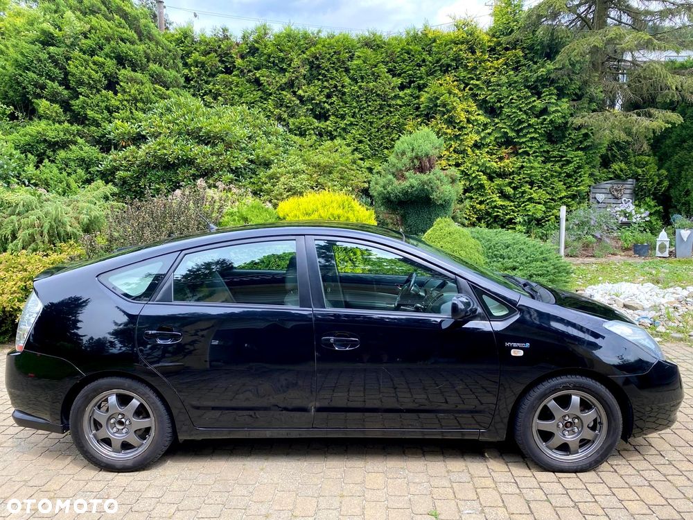 Toyota Prius 1.5 VVT-i Sol - 20