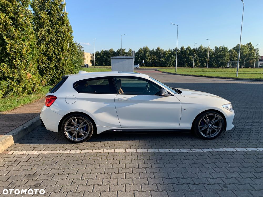 BMW 1M - 25