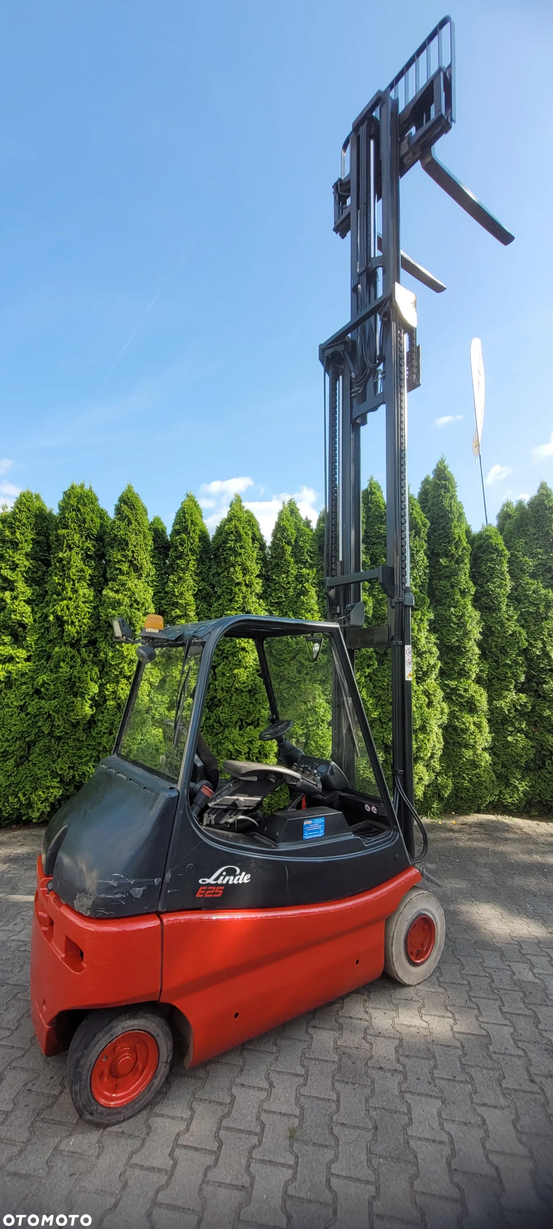 Linde E25-02 - 2