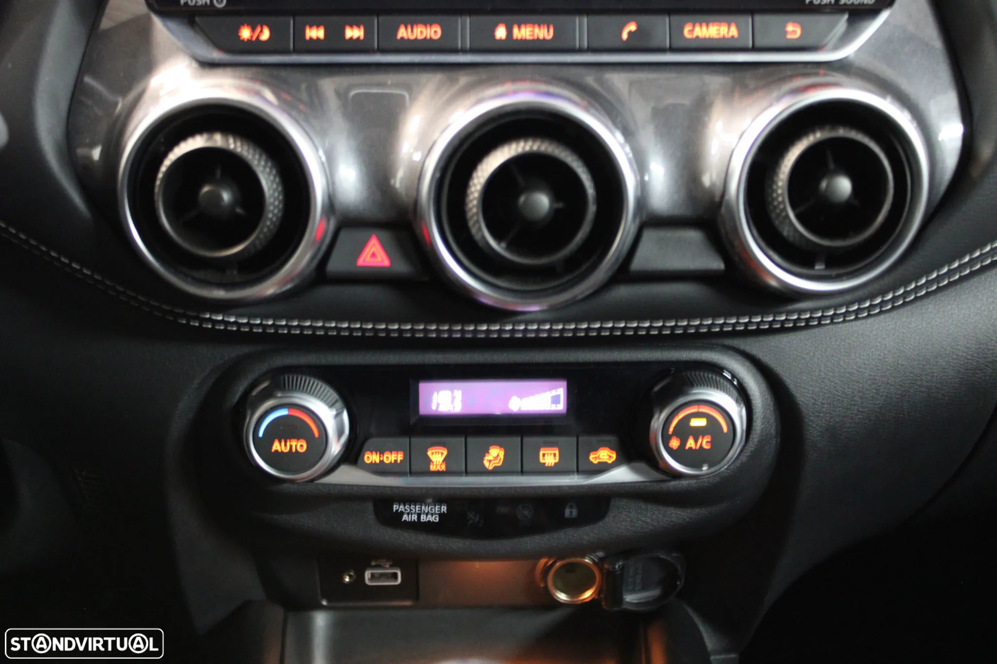 Nissan Juke 1.0 DIG-T N-Connecta - 8