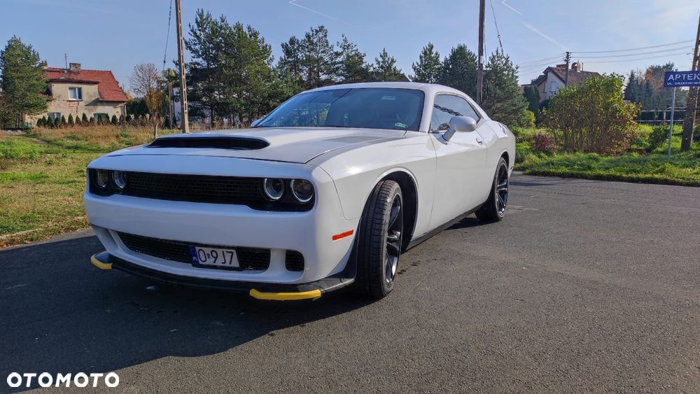 Dodge Challenger 5.7 R/T - 4