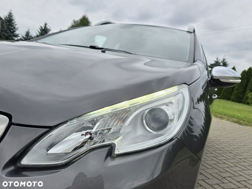 Peugeot 2008 - 6