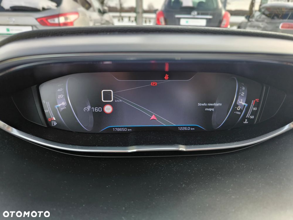 Peugeot 5008 1.5 BlueHDi Allure S&S - 33