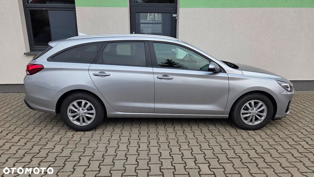 Hyundai i30 1.0 T-GDI Modern - 10