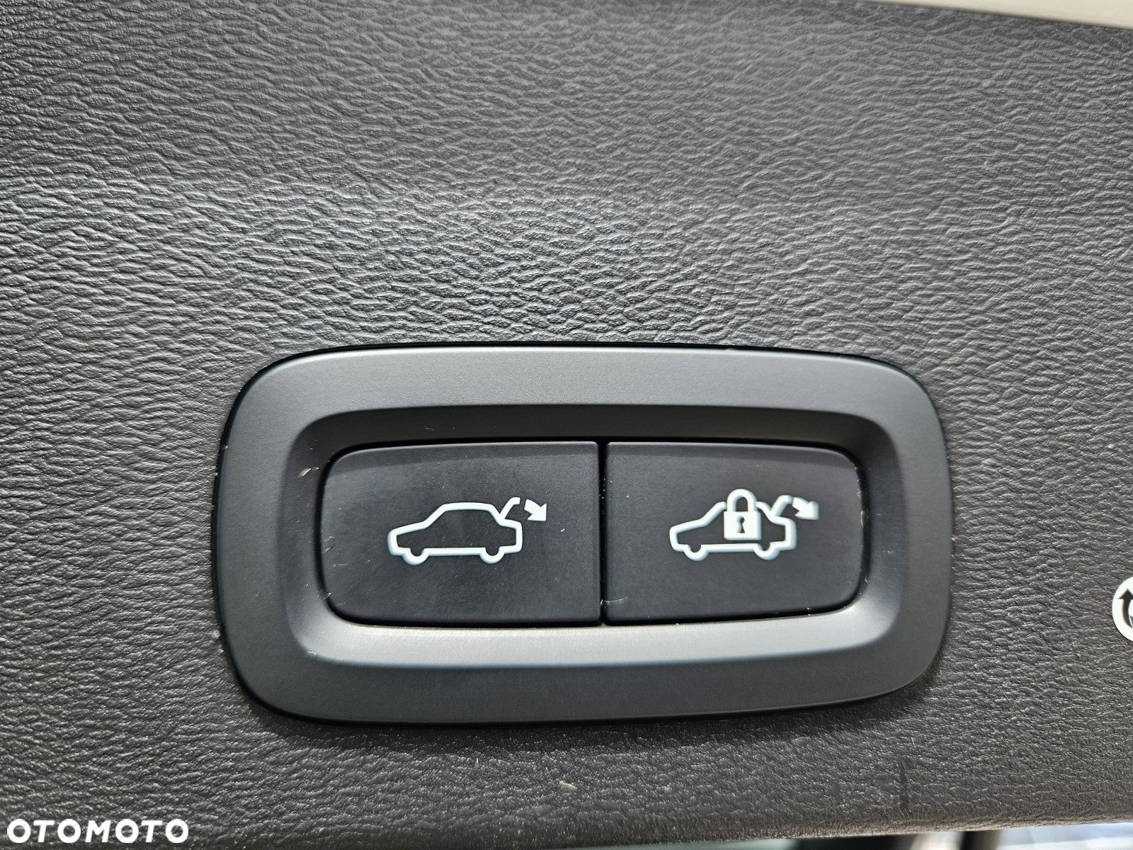 Volvo XC 40 - 31