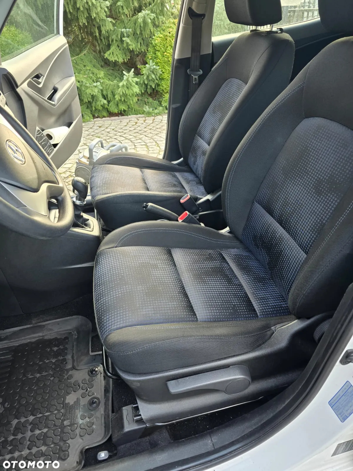 Hyundai ix20 1.4 blue - 3