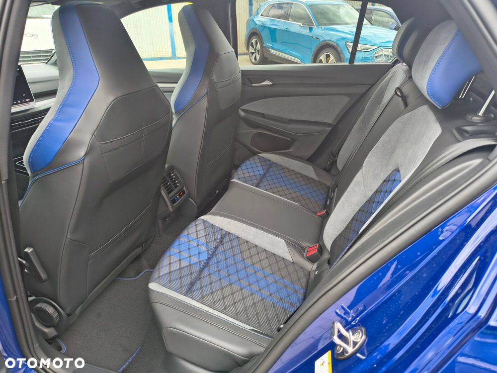 Volkswagen Golf 2.0 TSI 4Motion R DSG - 9