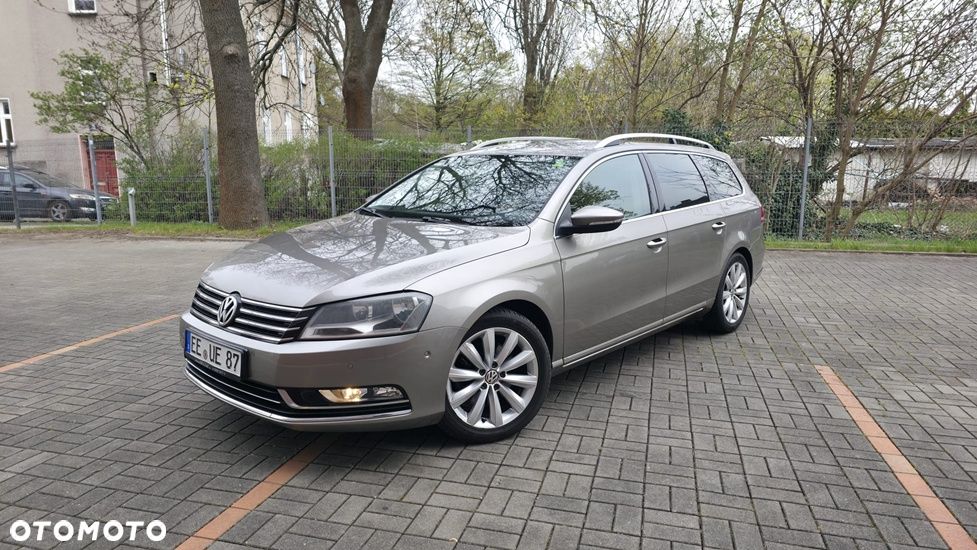 Volkswagen Passat - 2