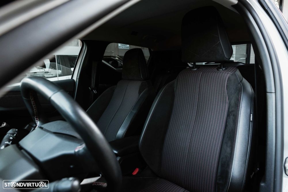 DS DS3 E-Tense Performance Line + - 11