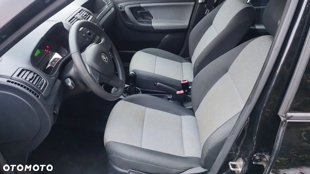 Skoda Fabia 1.2 HTP Fresh - 16
