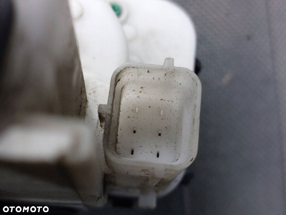 ZAMEK DRZWI PRAWY PRZÓD + KLAMKA ZEWNĘTRZNA PANDA II 0 PIN 46803509 - 4