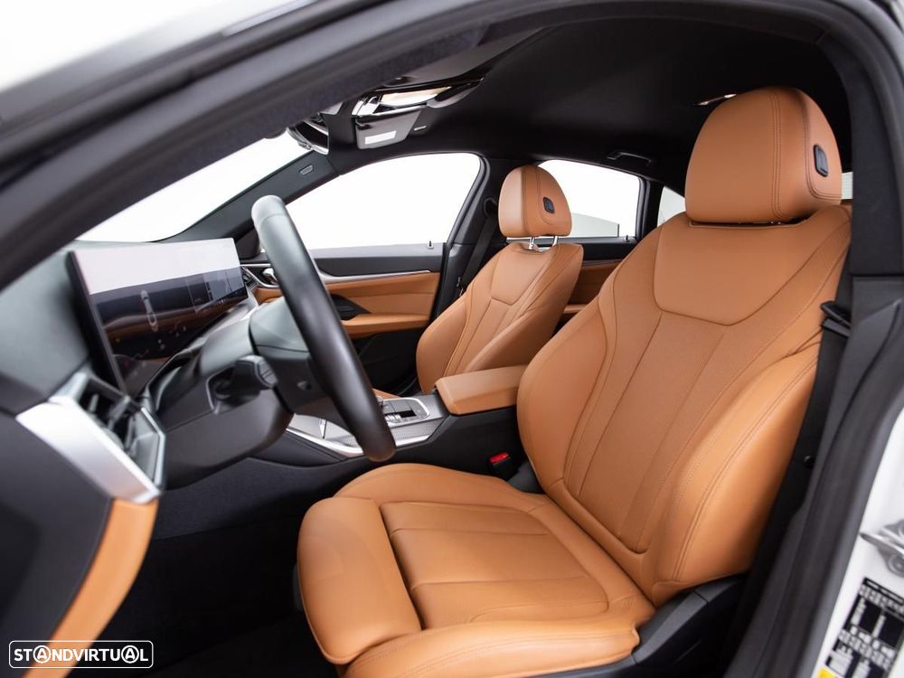 BMW i4 eDrive40 Pack Desportivo M - 9