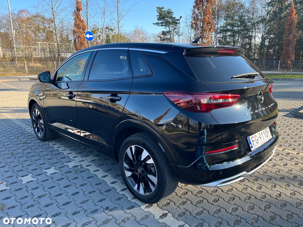 Opel Grandland 1.2 T Business Edition S&S - 9