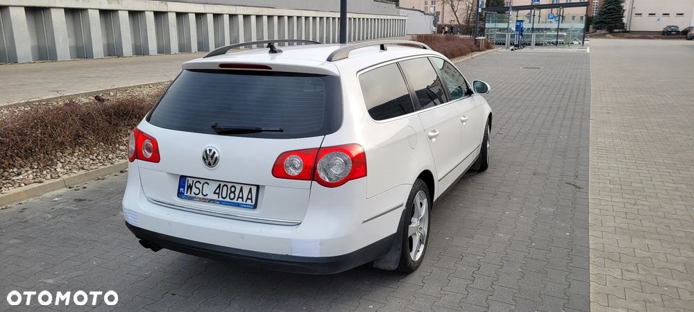 Volkswagen Passat 2.0 TDI DPF Highline - 8