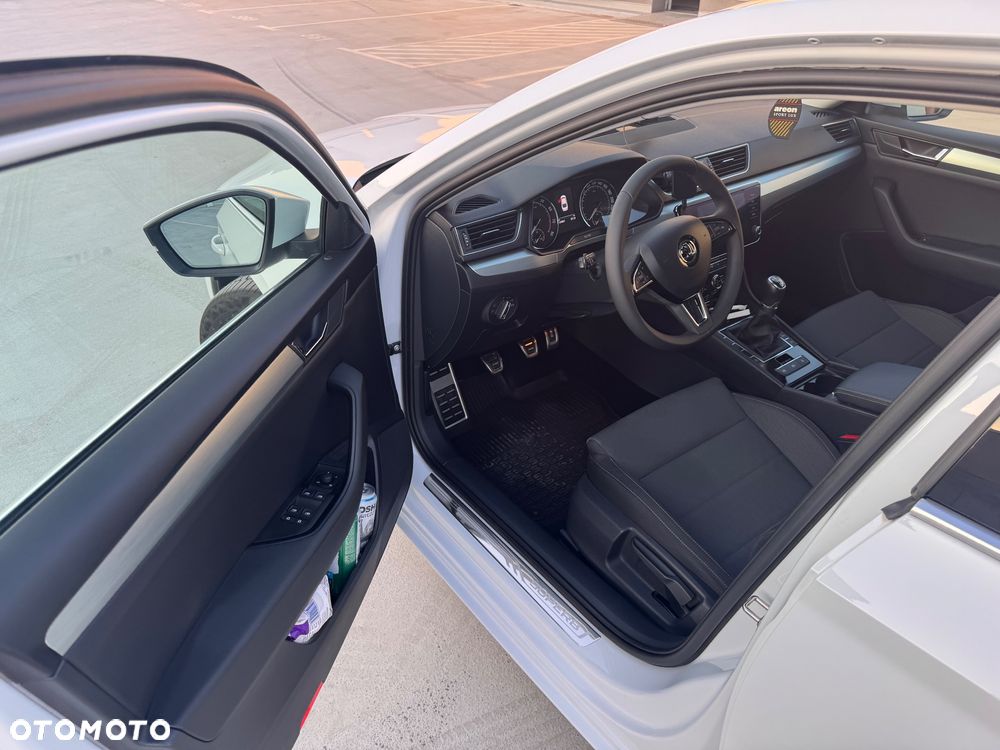 Skoda Superb 1.8 TSI Ambition - 13
