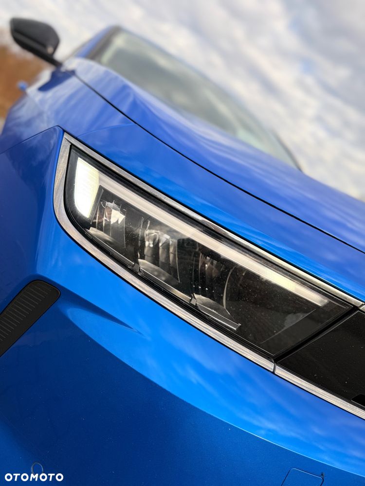 Opel Astra 1.2 T Elegance S&S - 16