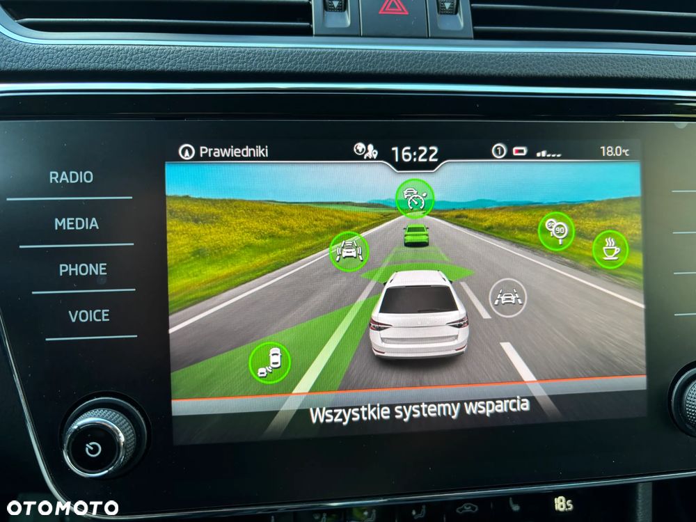 Skoda Superb 2.0 TDI SCR 4x4 Style DSG - 19