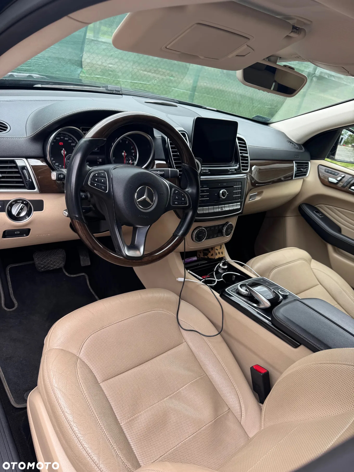 Mercedes-Benz GLE 400 4-Matic 9G-TRONIC - 9