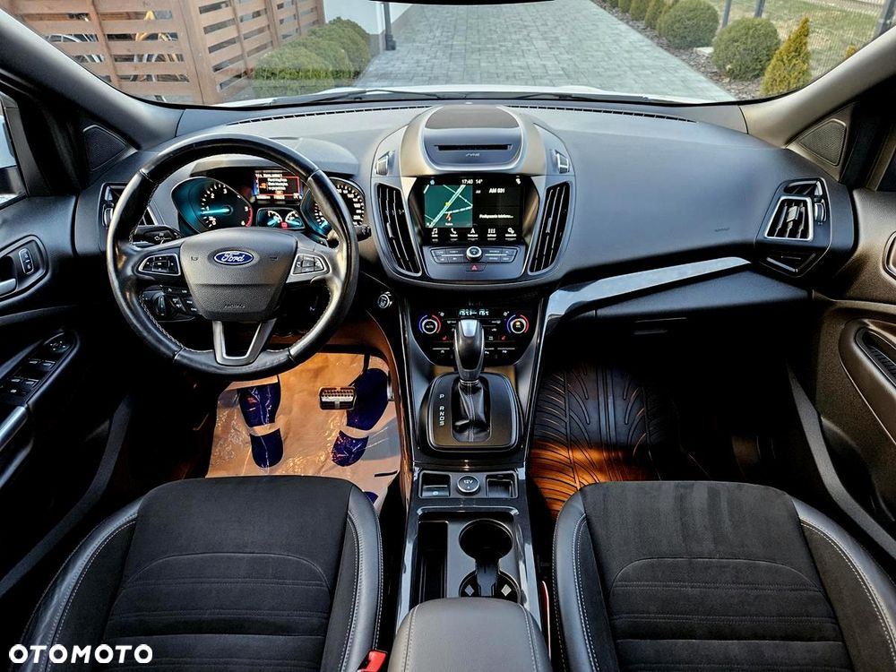 Ford Kuga 2.0 TDCi 4x4 ST-Line - 19