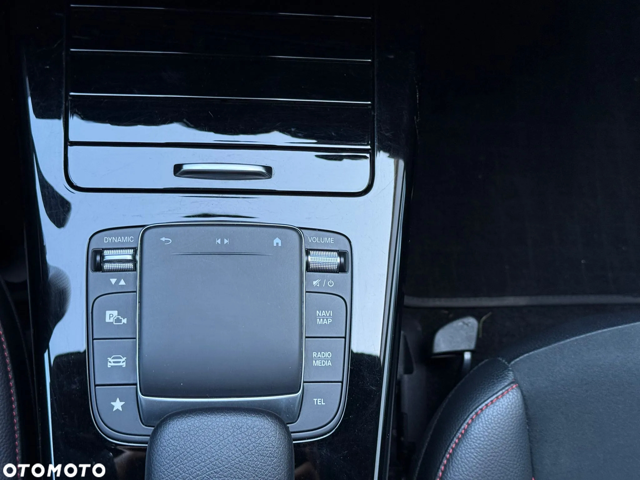Mercedes-Benz CLA 220 d 4-Matic AMG Line 8G-DCT - 28