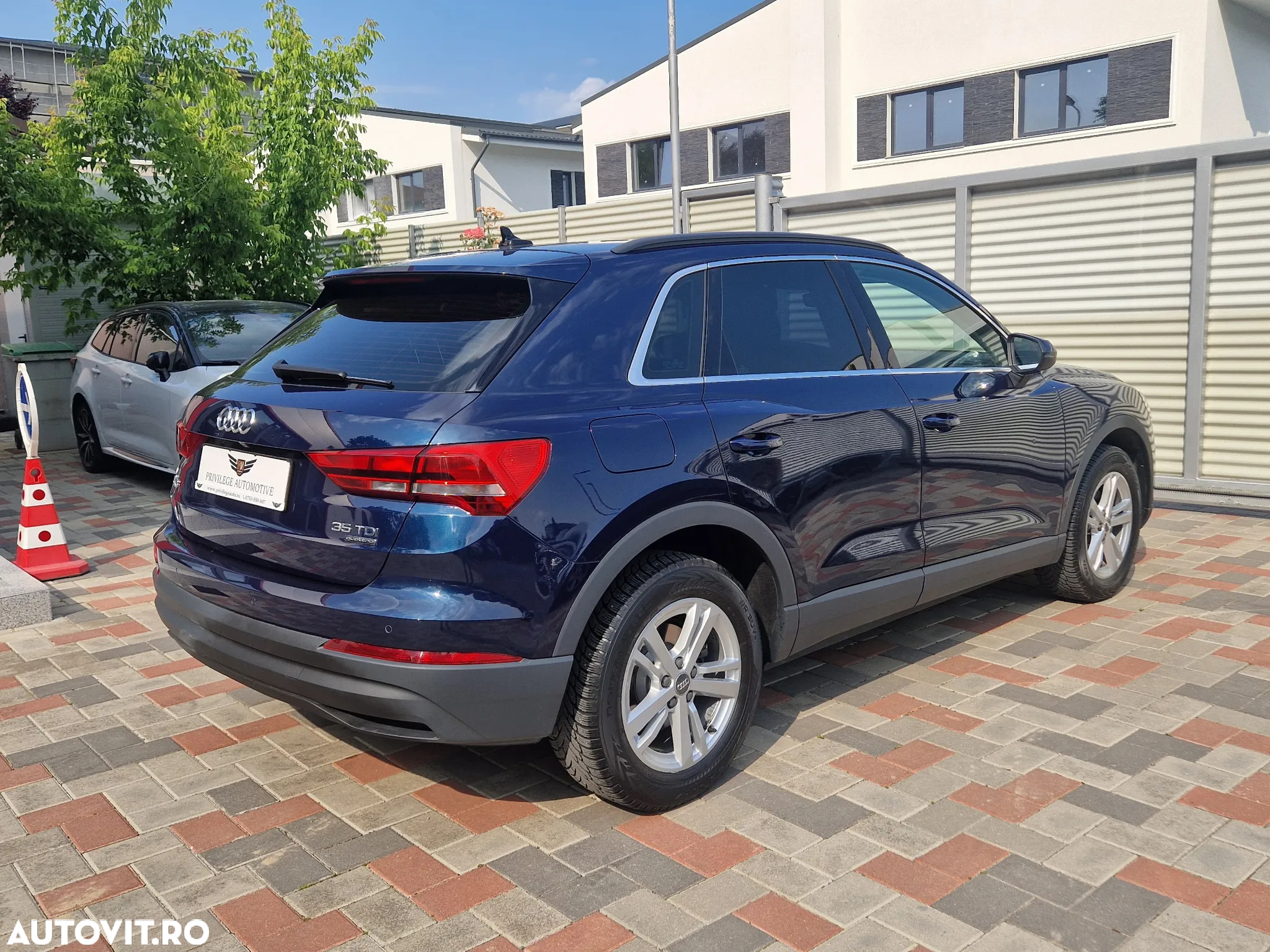 Audi Q3 2.0 35 TDI S tronic quattro Basic - 5