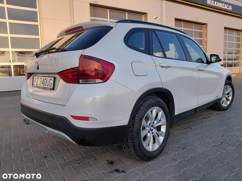 BMW X1 xDrive18d - 9
