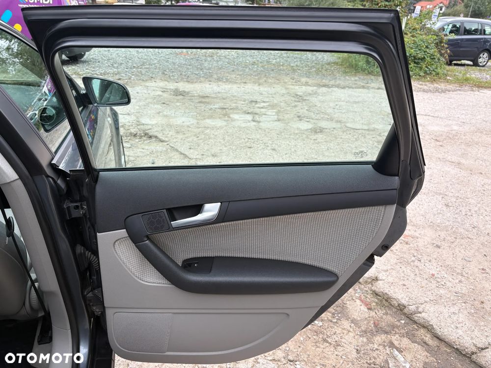 Audi A3 Sportback 1.6 Attraction - 24