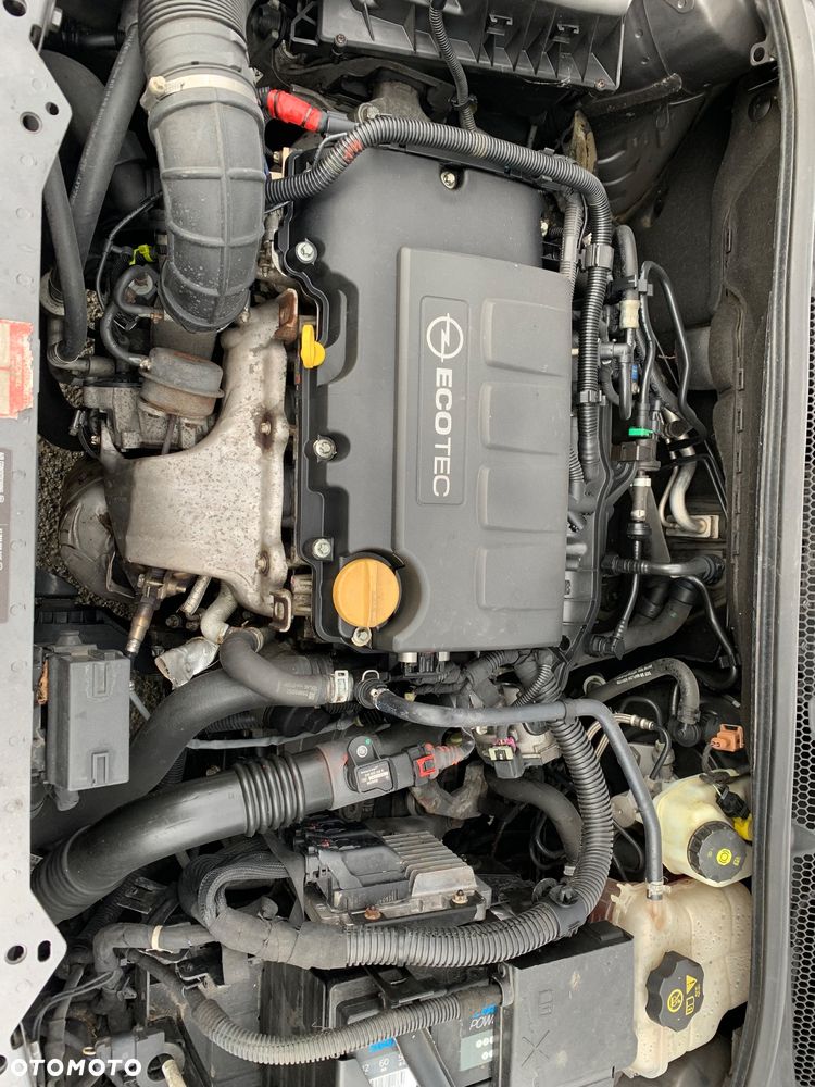 Opel Astra 1.4 Turbo Active - 14