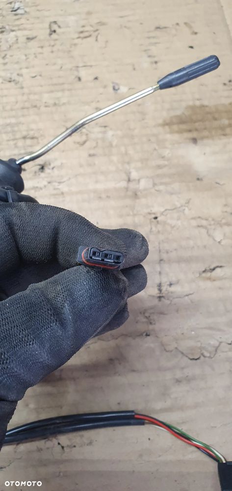 Zamek drzwi lewy przód przedni lewy Mercedes E-Klasa W211 2117200335 - 8