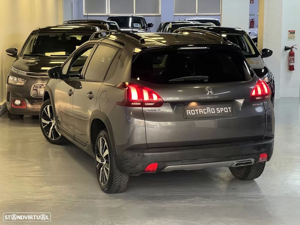 Peugeot 2008 1.2 PureTech GT Line — fotografia 3