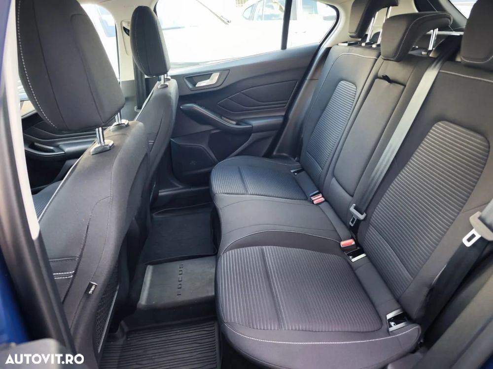 Ford Focus 2.0 EcoBlue Titanium - 10
