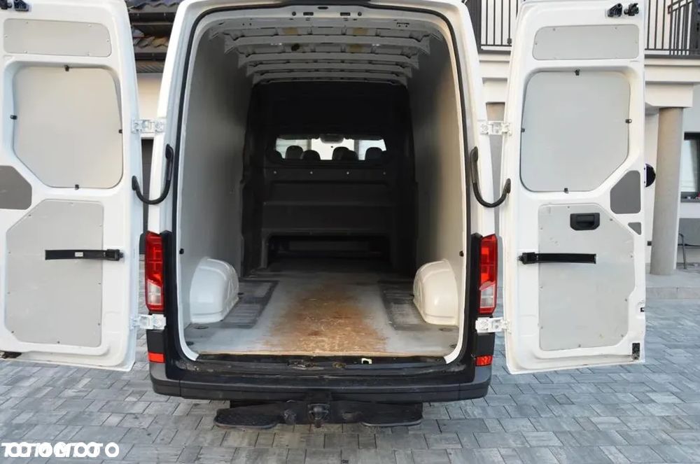 Volkswagen Crafter - 28