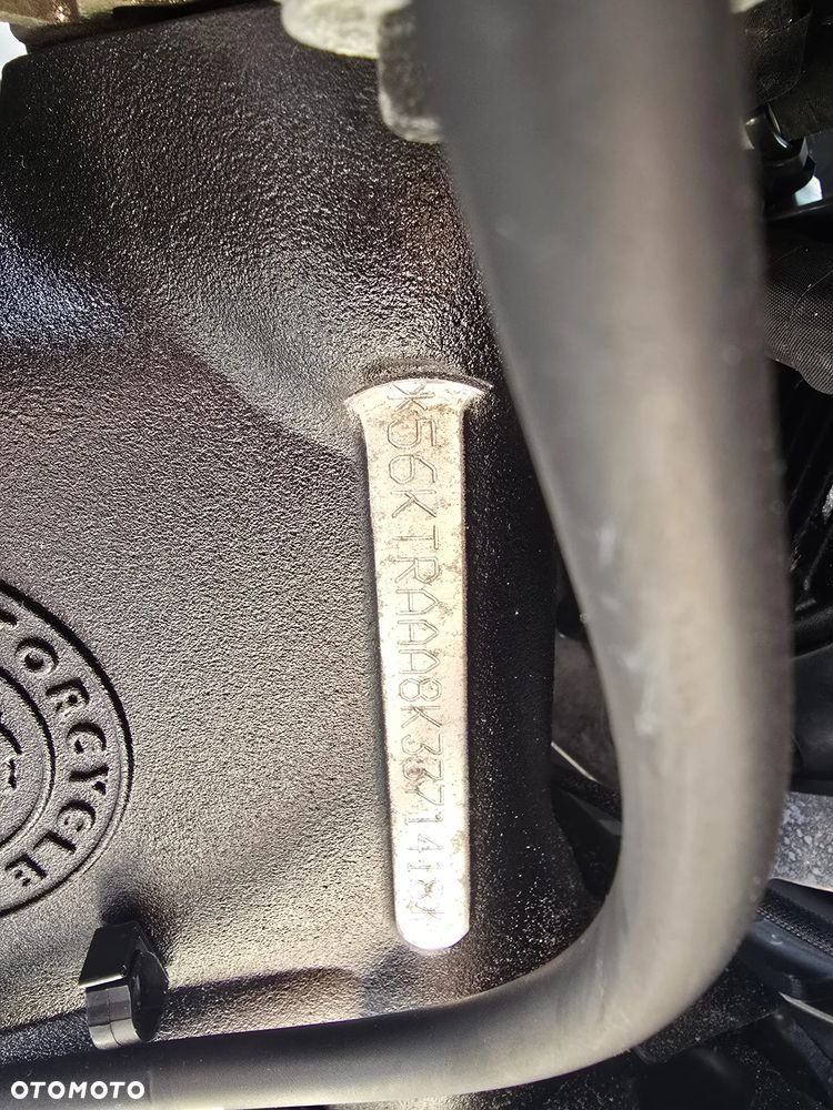 Indian Roadmaster - 32