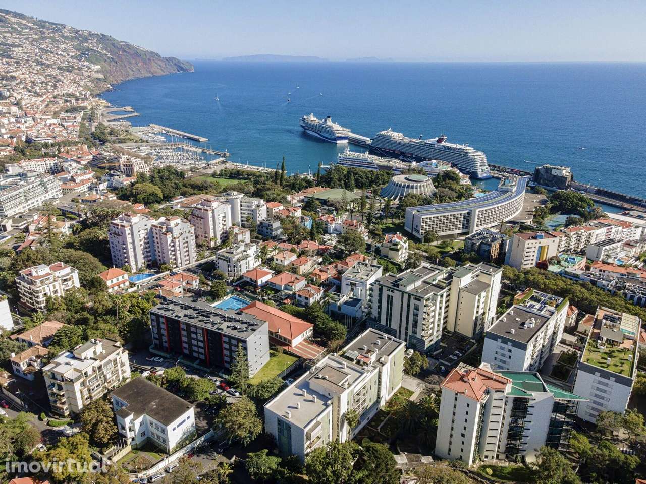 ESPAÇO COMERCIAL DE ALTA VISIBILIDADE NUMA ZONA RESIDENCIAL PRIVILEGIA - Grande imagem: 3/20