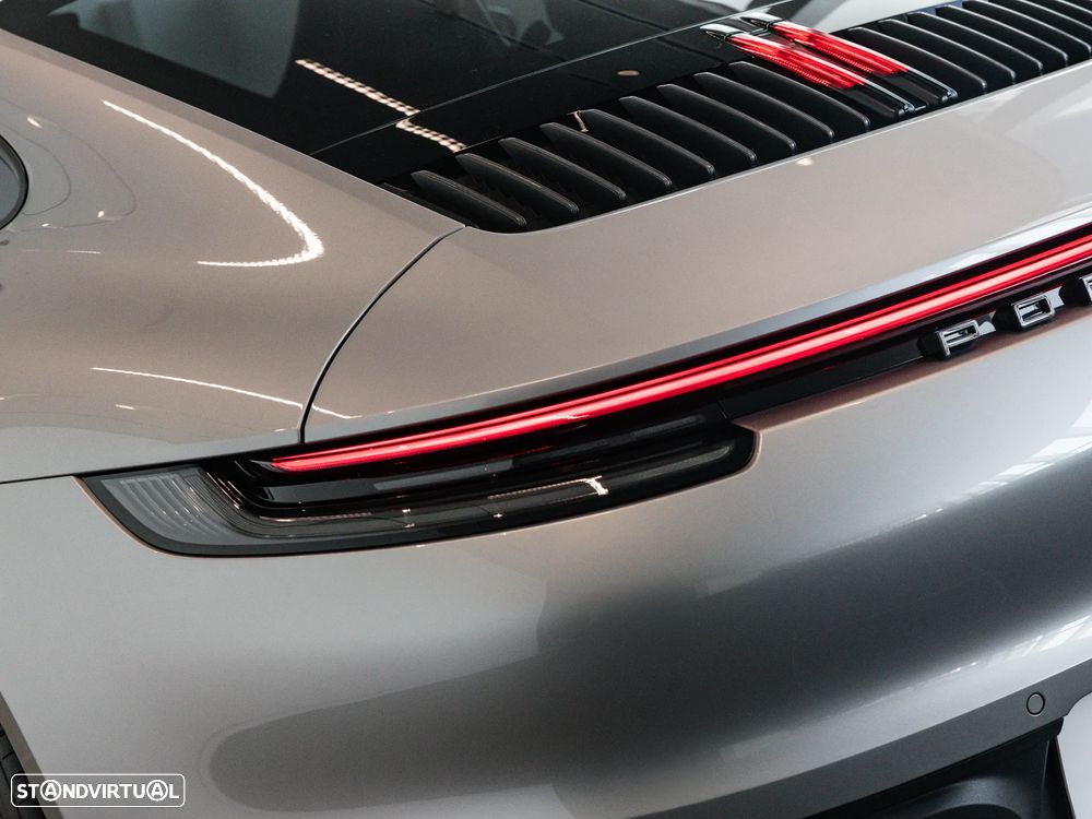 Porsche 911 (992) Carrera T PDK - 12