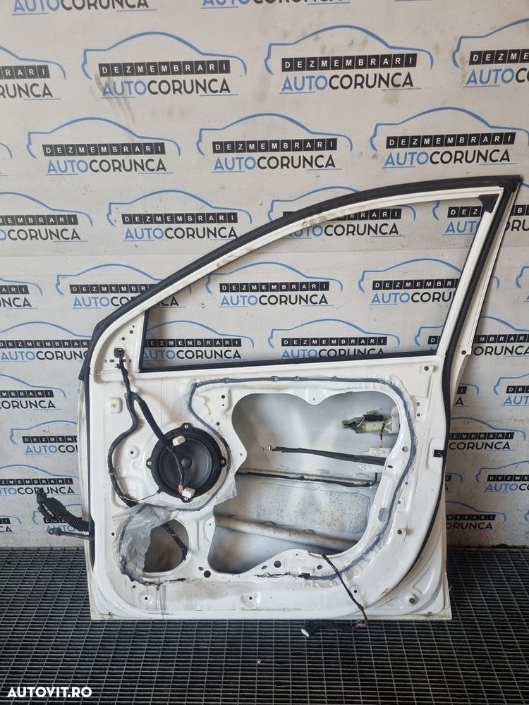 Usa Dreapta Fata Hyundai IX35 2010 - 2019 SUV 4 Usi ALB (1236) FARA GEAM MACARA - 2