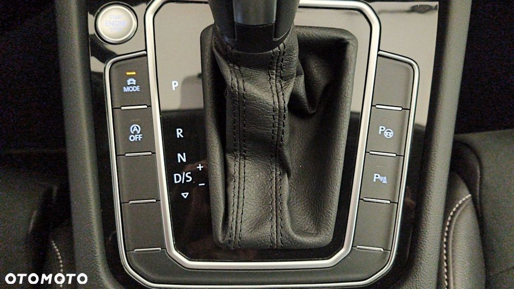 Volkswagen Passat - 23
