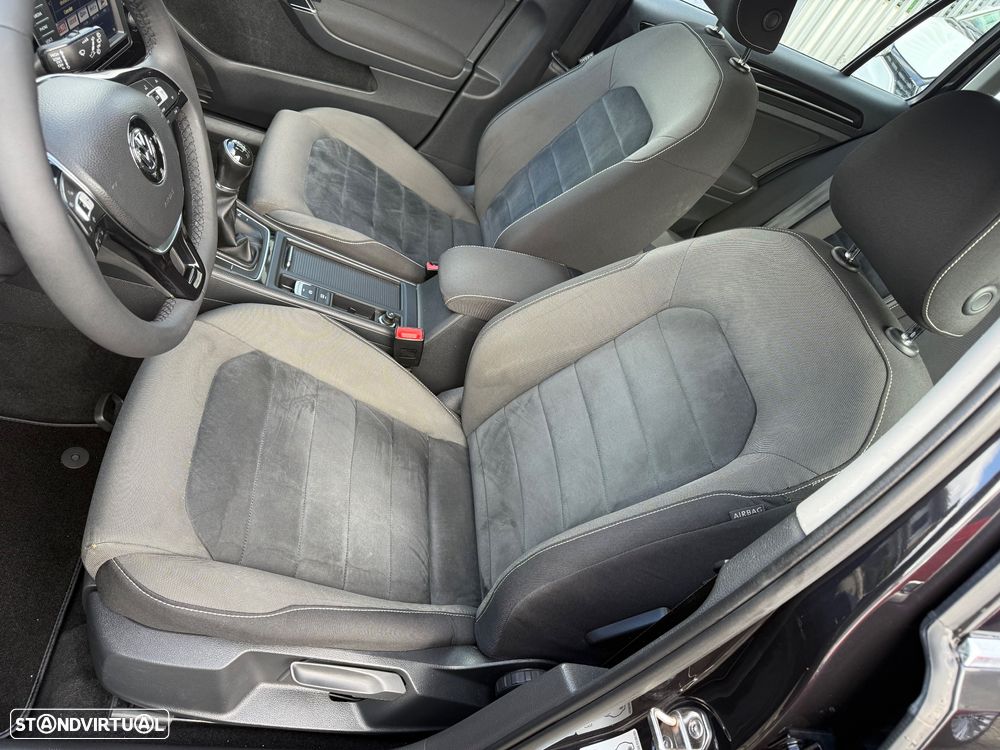 VW Golf Variant 1.6 TDi Highline - 17