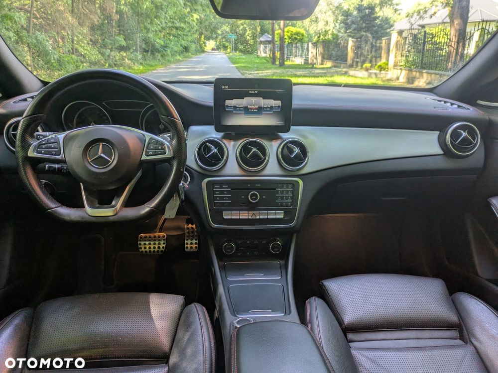 Mercedes-Benz CLA 200 d 7G-DCT AMG Line - 9