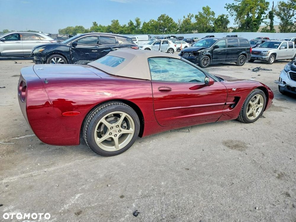 Chevrolet Corvette 2003 photo 4