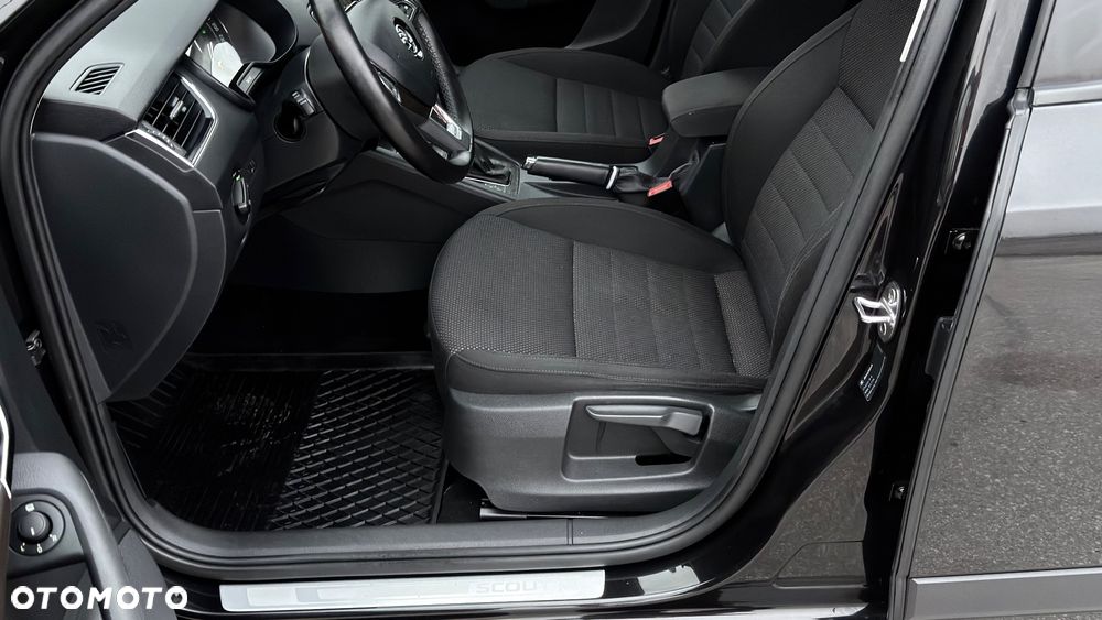 Skoda Octavia 2.0 TDI 4x4 DSG Scout - 30