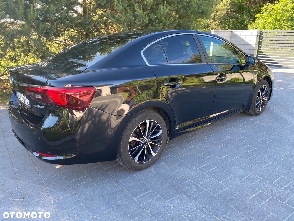 Toyota Avensis 2.0 D-4D Prestige - 3