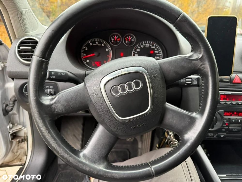 Audi A3 Sportback 1.6 Ambition - 6