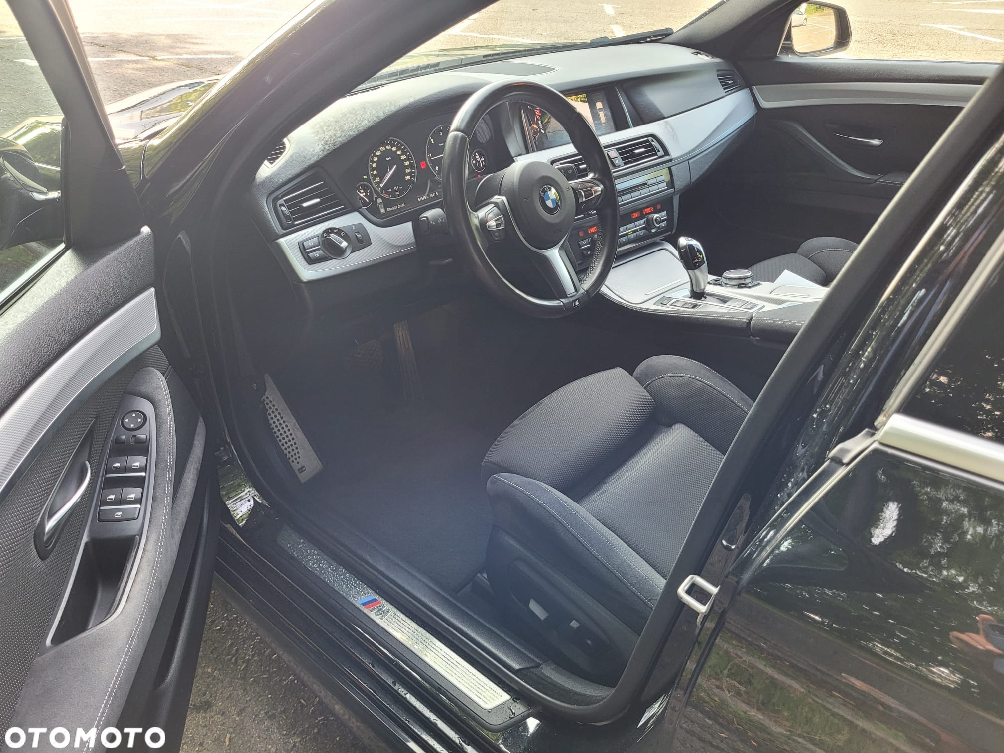 BMW Seria 5 520d xDrive M Sport sport - 9