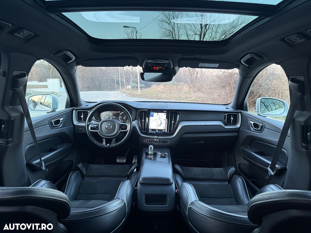 Volvo XC 60 T8 Twin Engine AWD R-Design - 5