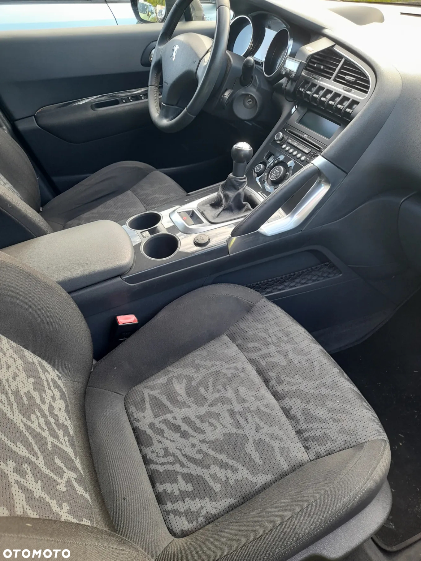 Peugeot 3008 1.6 Premium - 8