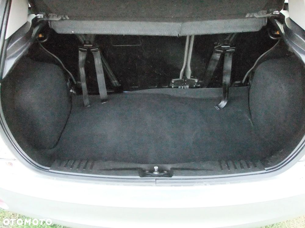Ford Fiesta 1.3 - 10