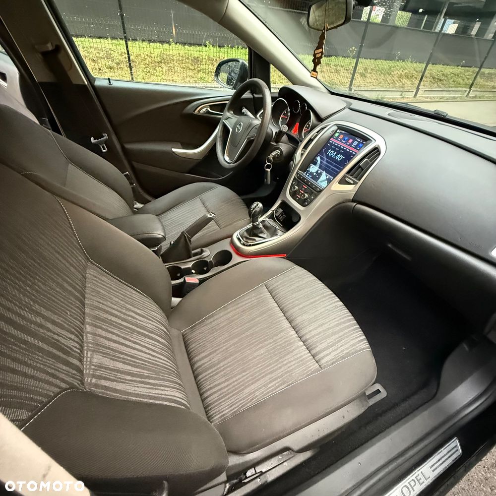 Opel Astra 1.4 Cosmo - 9
