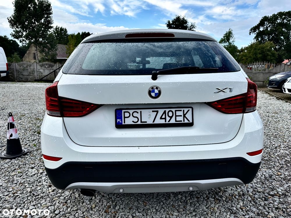 BMW X1 sDrive18i xLine - 19